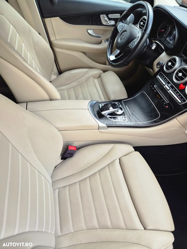 Mercedes-Benz GLC Coupe 250 4MATIC - 24