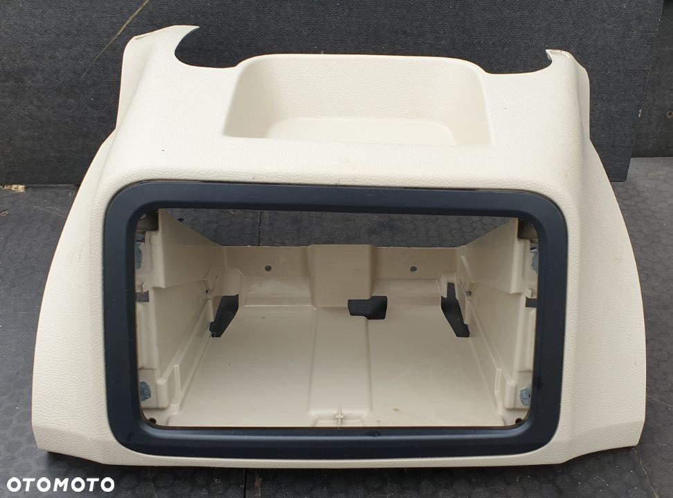 RAMKA OSŁONA RADIA 5J1858089C SKODA FABIA II - 2