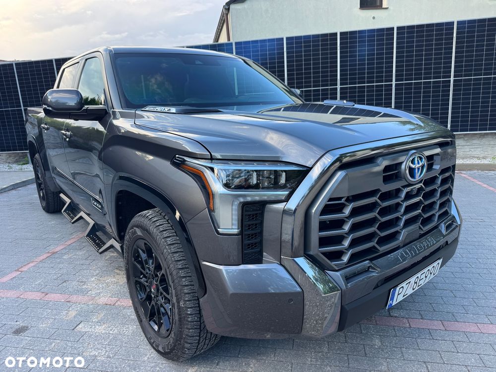 Toyota Tundra - 2