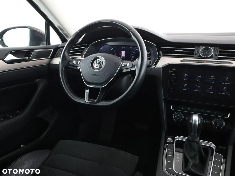Volkswagen Passat Variant 2.0 TDI DSG (BlueMotion Technology) Highline - 17