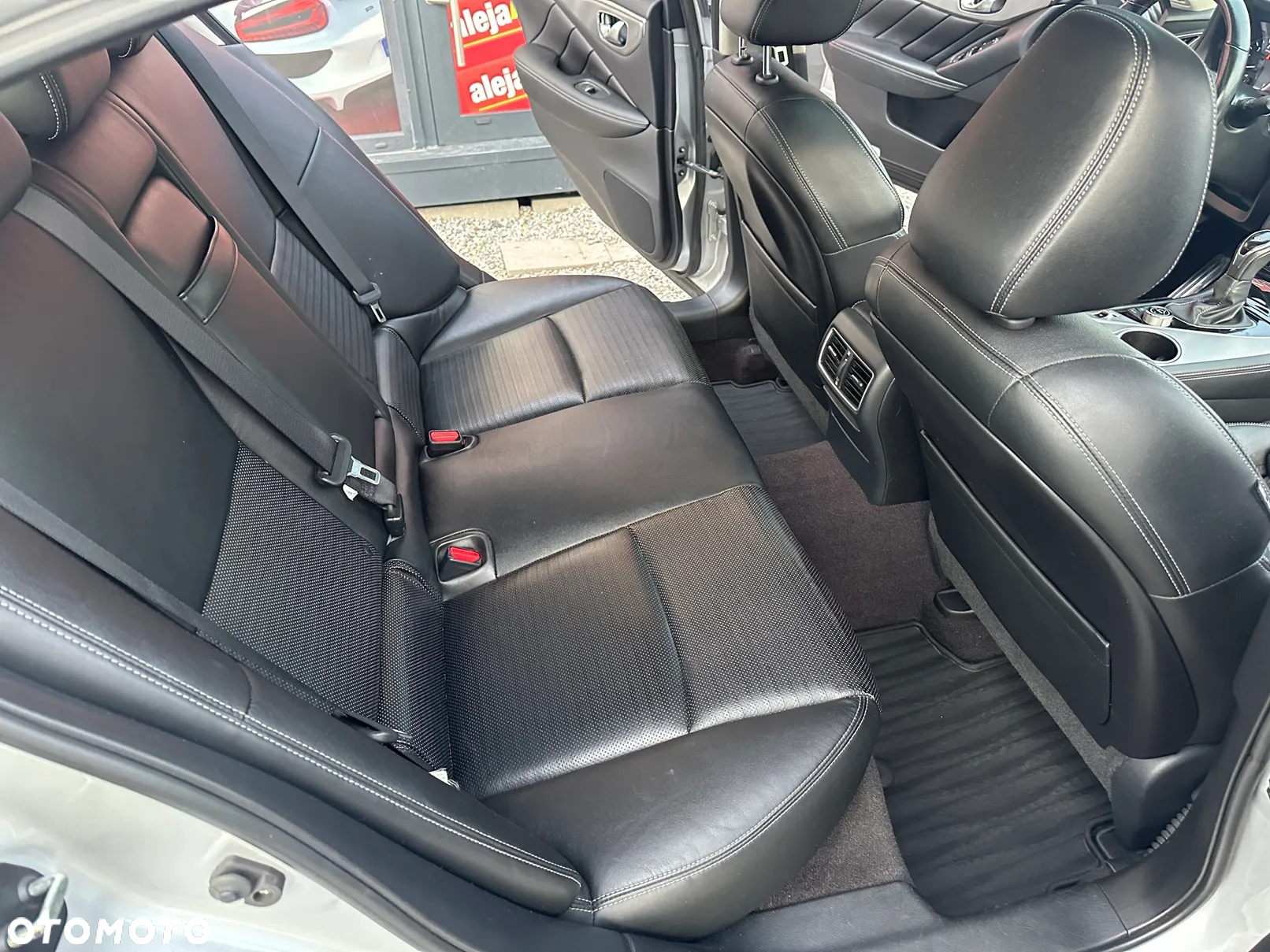 Infiniti Q50 - 8