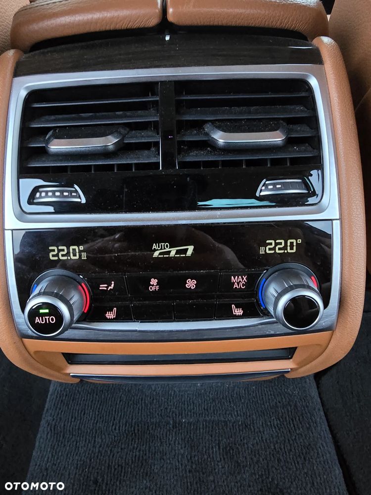 BMW Seria 7 730Ld xDrive - 21