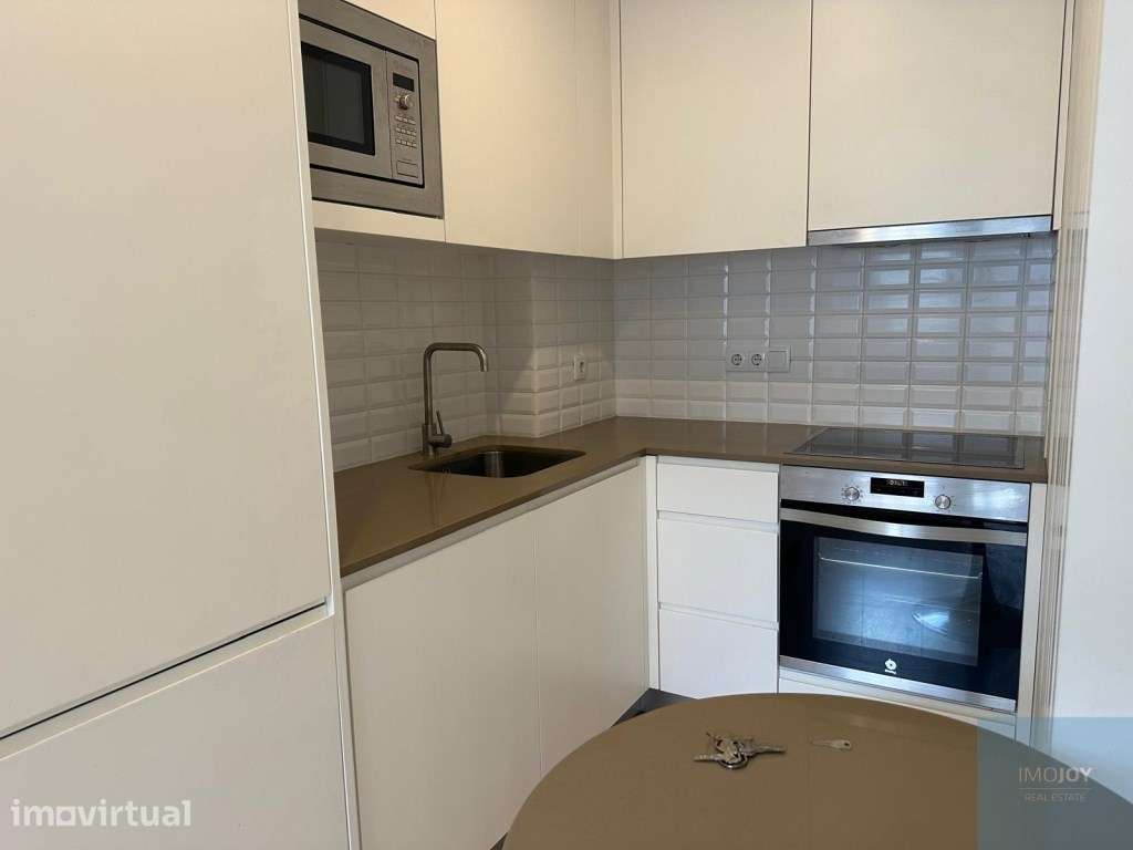 Apartamento T1 no Porto - Grande imagem: 5/19