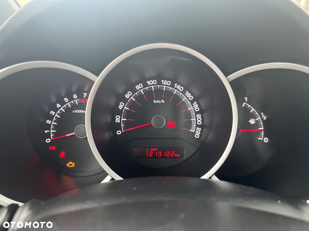 Kia Venga 1.4 L - 9
