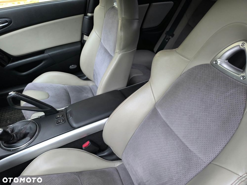 Mazda RX-8 Revolution - 6
