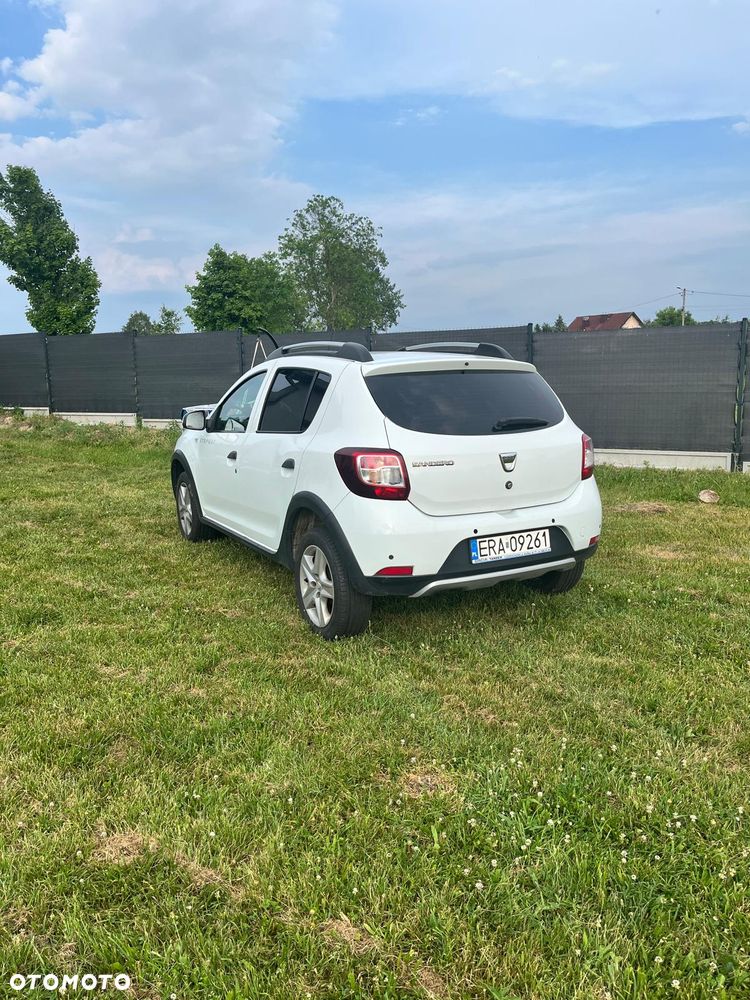 Dacia Sandero Stepway 0.9 TCe Laureate S&S EU6 - 17