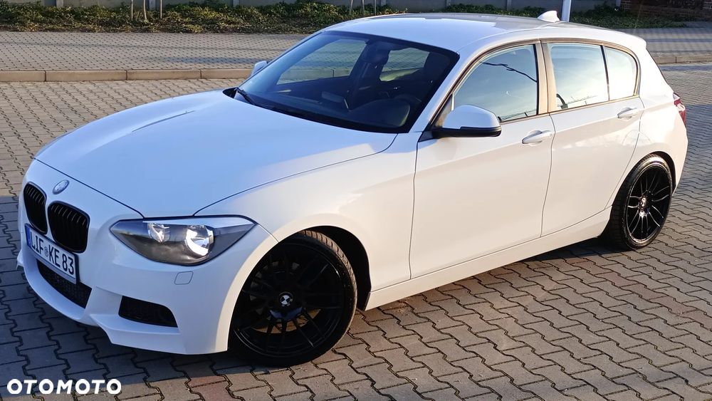 BMW Seria 1 114i Sport Line - 3