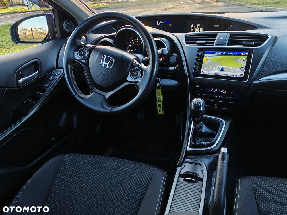 Honda Civic 1.8 i-VTEC Lifestyle - 25