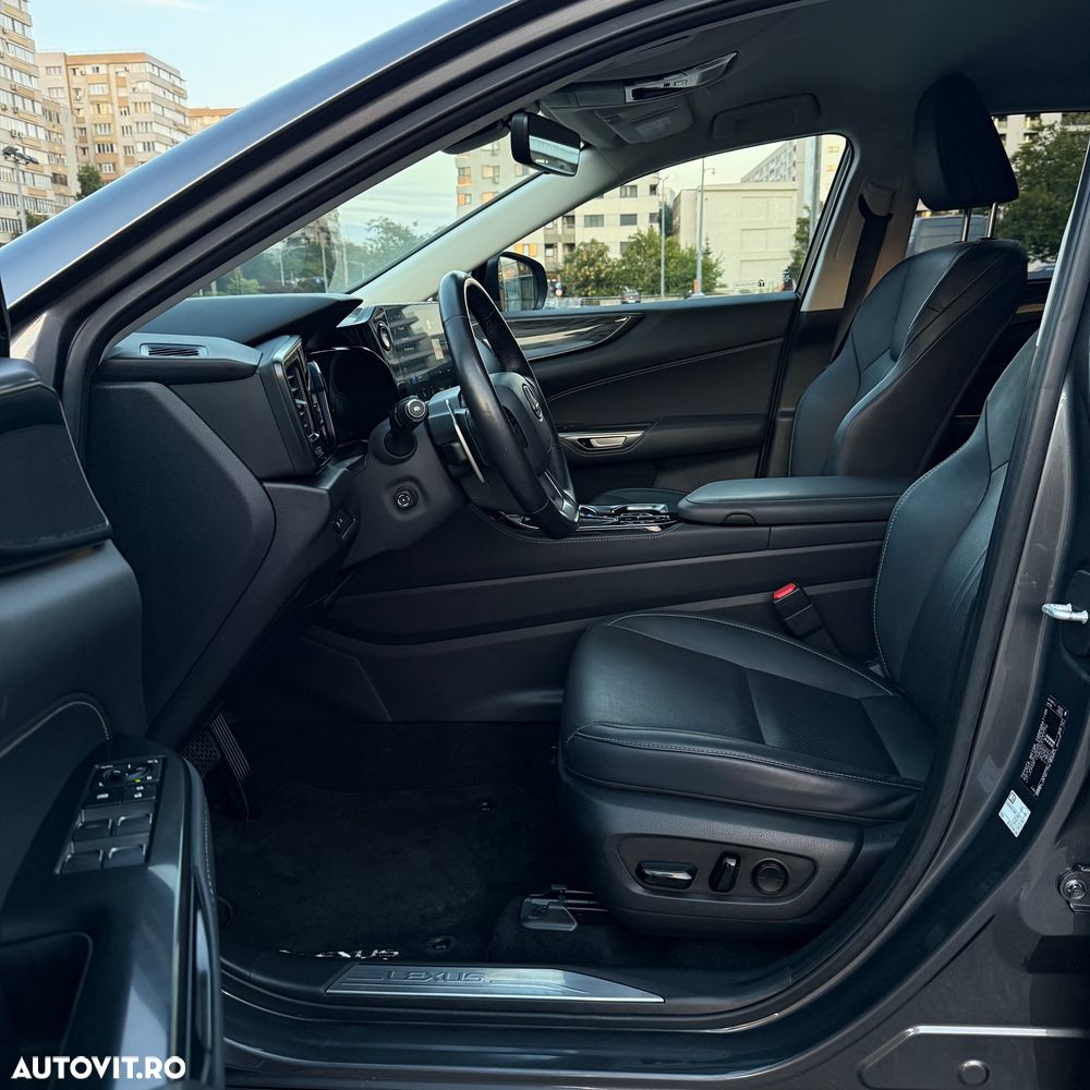 Lexus Seria NX 450h+ AWD CVT PHEV Executive - 13