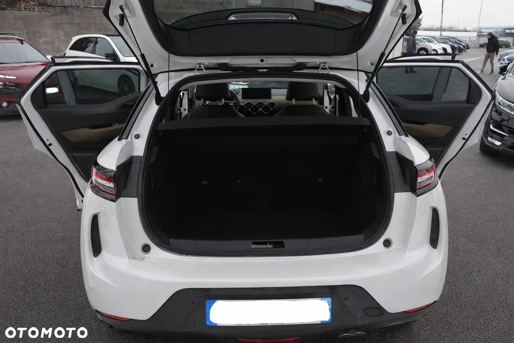 DS Automobiles DS 3 Crossback 1.2 PureTech Performance Line + - 11