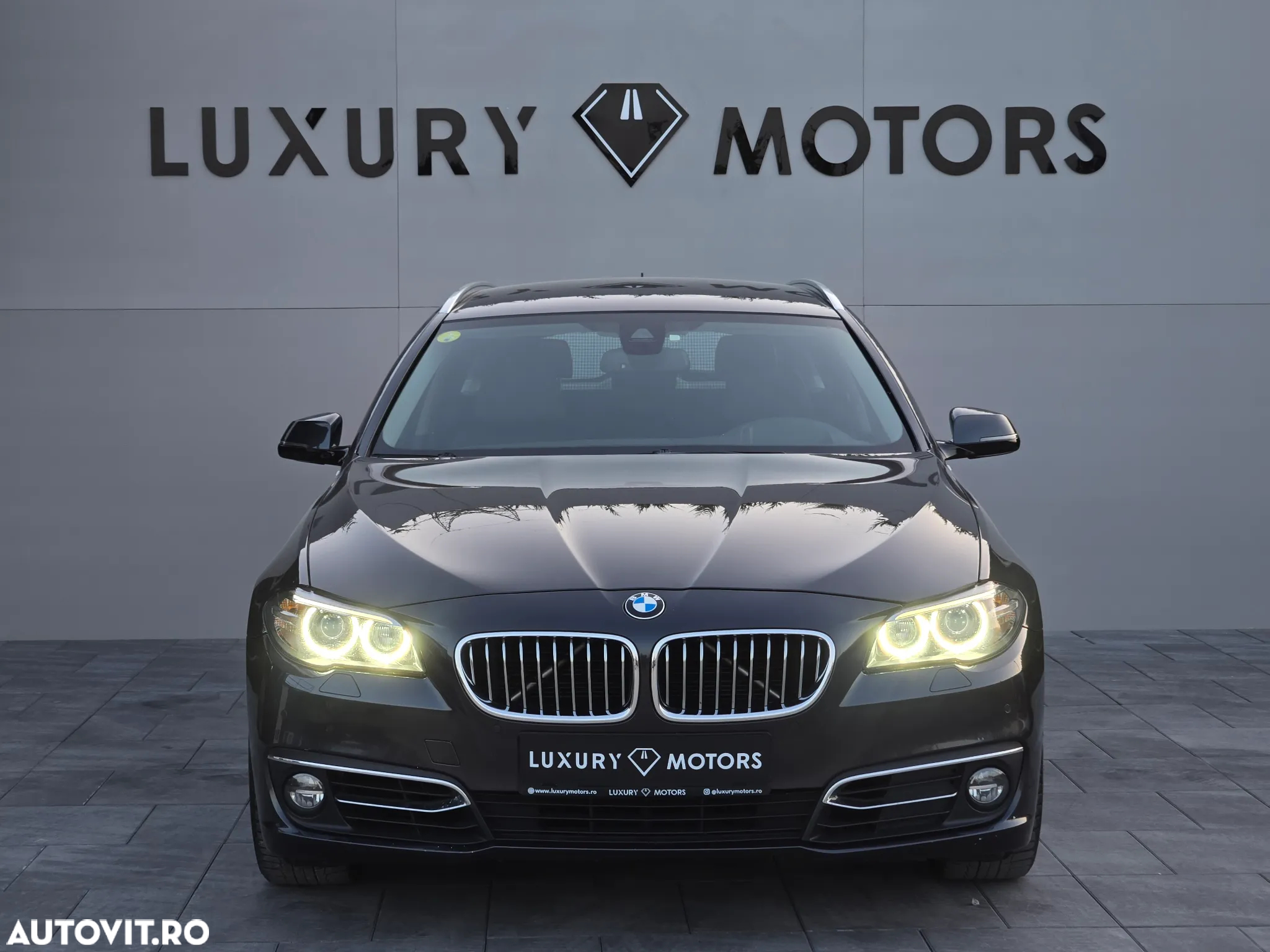 BMW Seria 5 525d Touring Sport-Aut. - 3