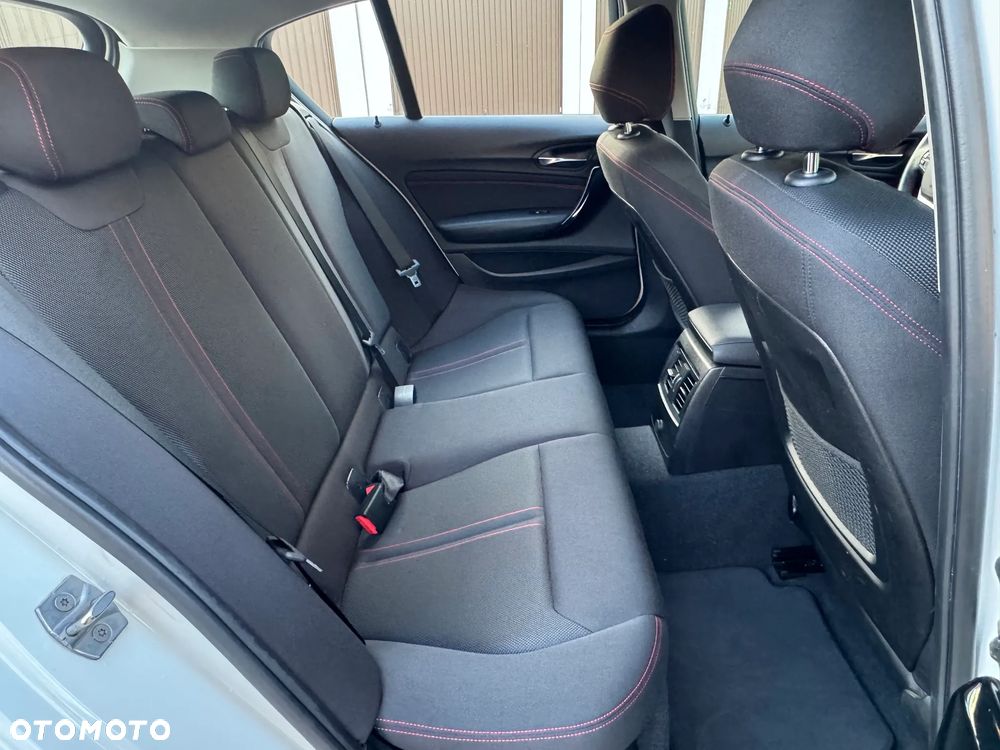 BMW Seria 1 118i Sport Line - 7