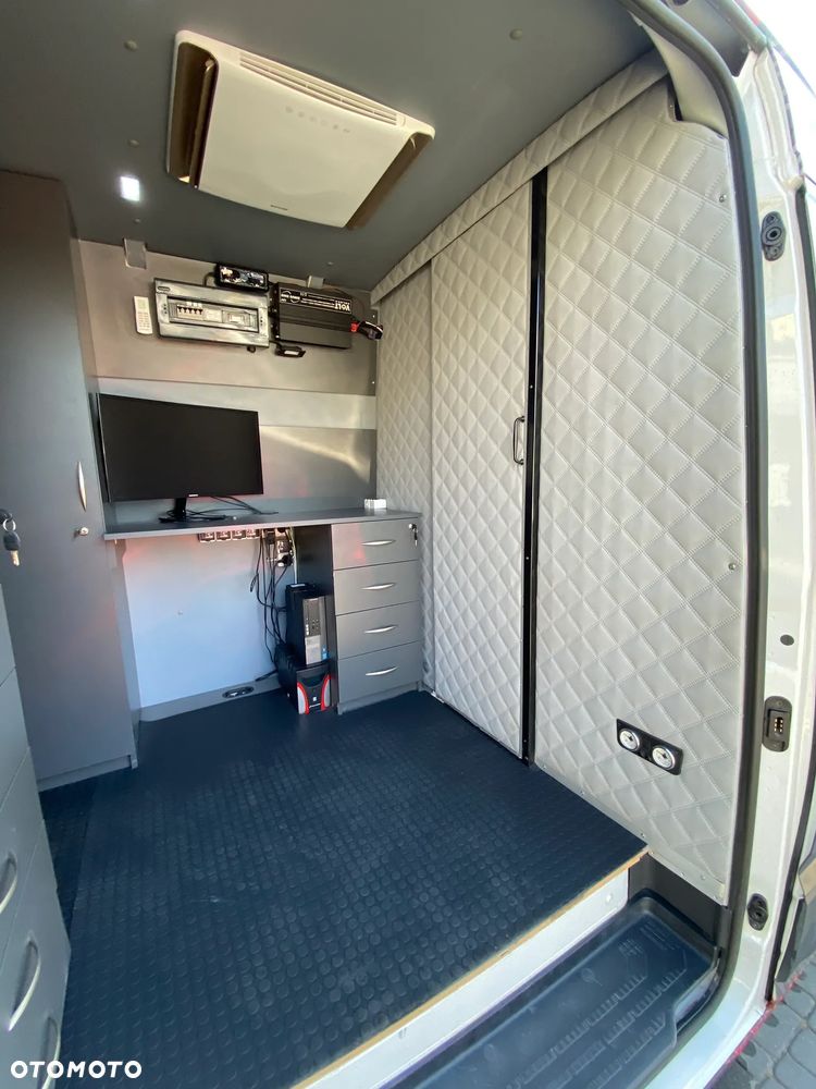 Volkswagen Crafter 35 BiTDI 4Motion - 12