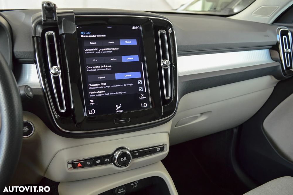 Volvo XC 40 D4 AWD Inscription - 14