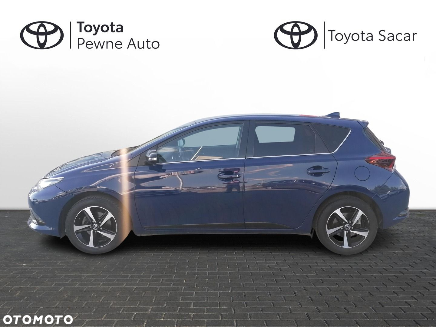 Toyota Auris - 2