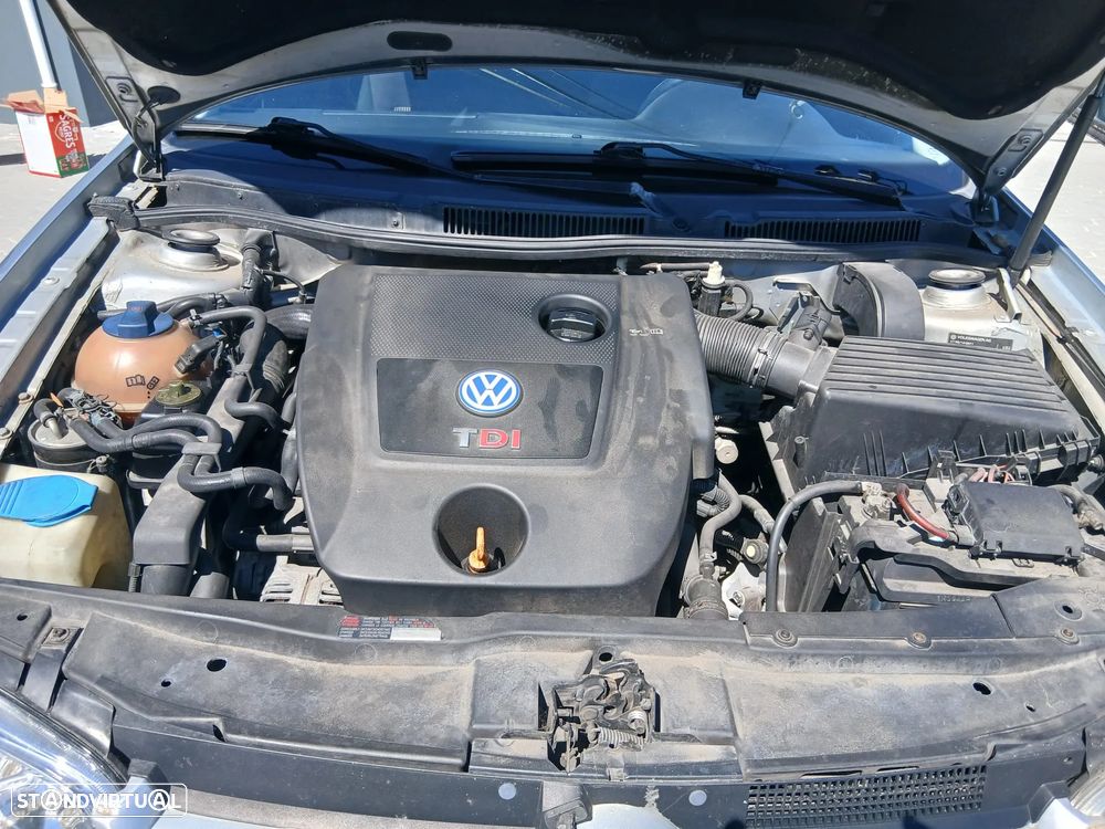 VW Golf 1.9 TDi Highline - 6