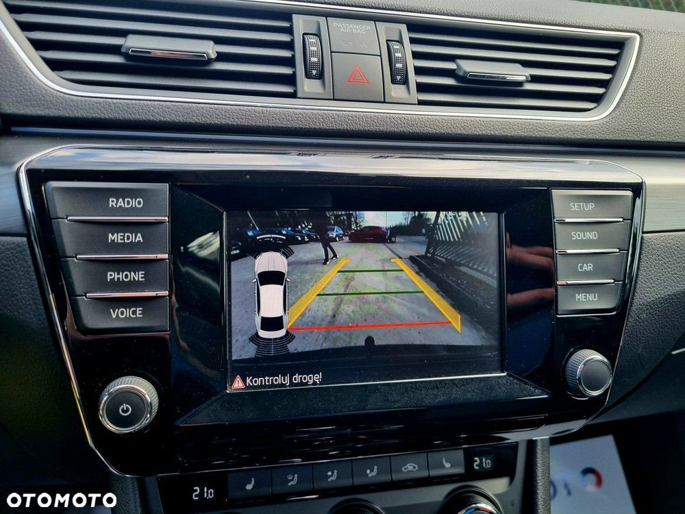 Skoda Superb 1.8 TSI DSG Style - 19