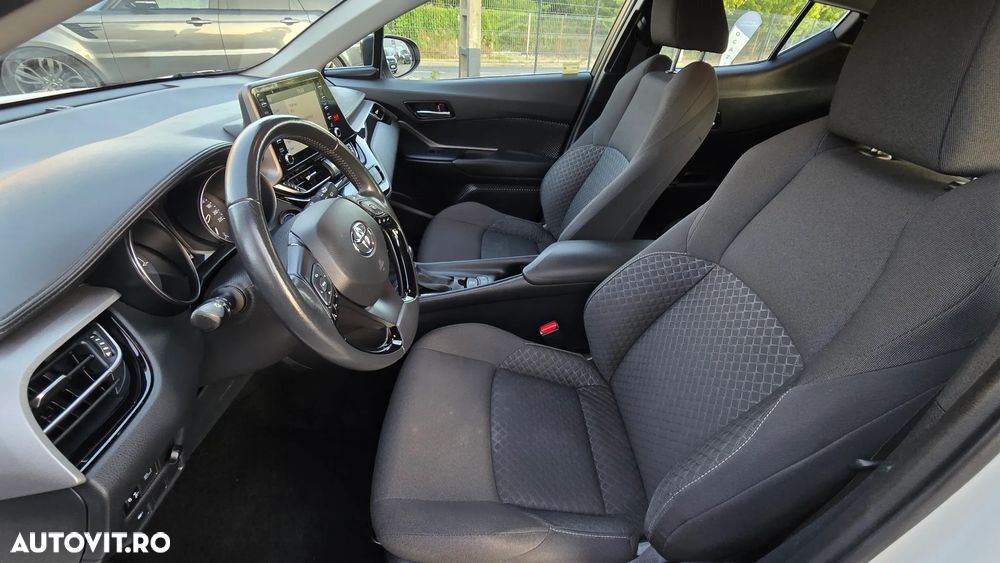 Toyota C-HR 1.8 HSD 122 CP 4x2 CVT C-ult Style - 10