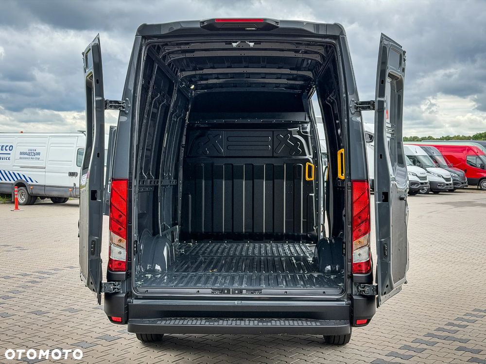 Iveco 35S16BA8 V - 11