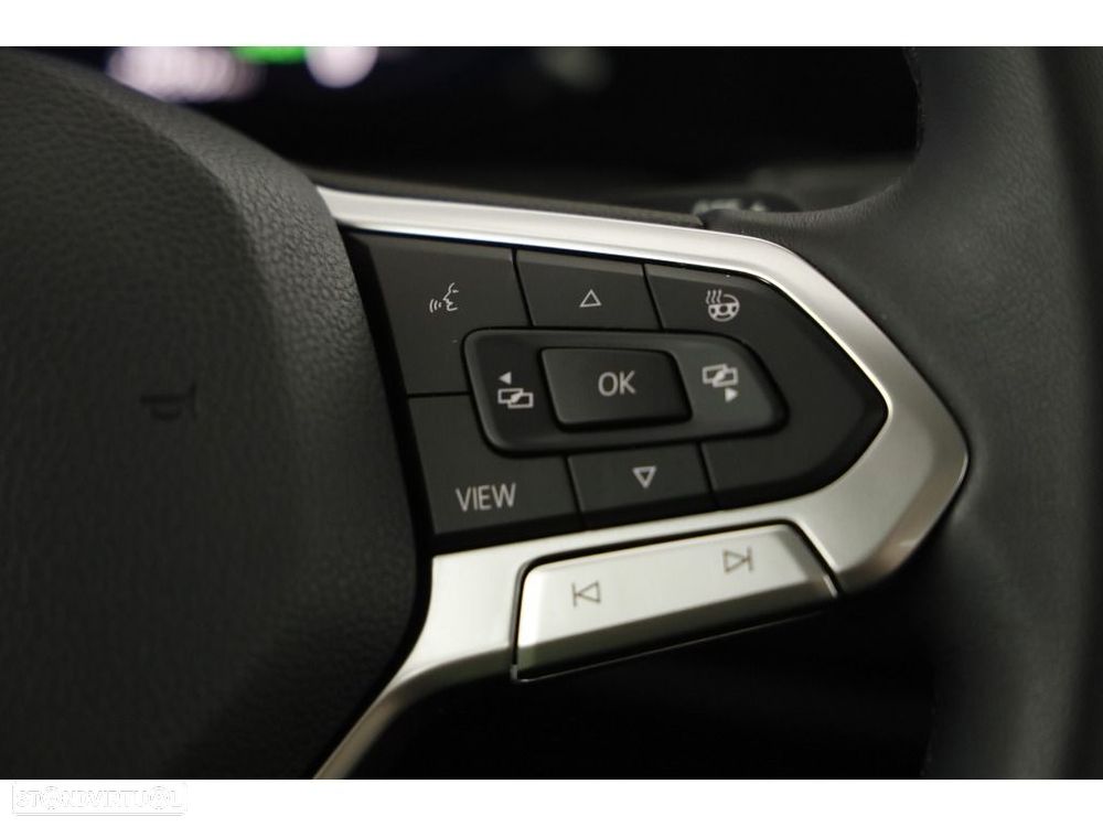 VW Golf 1.4 TSI e-Hybrid DSG - 39