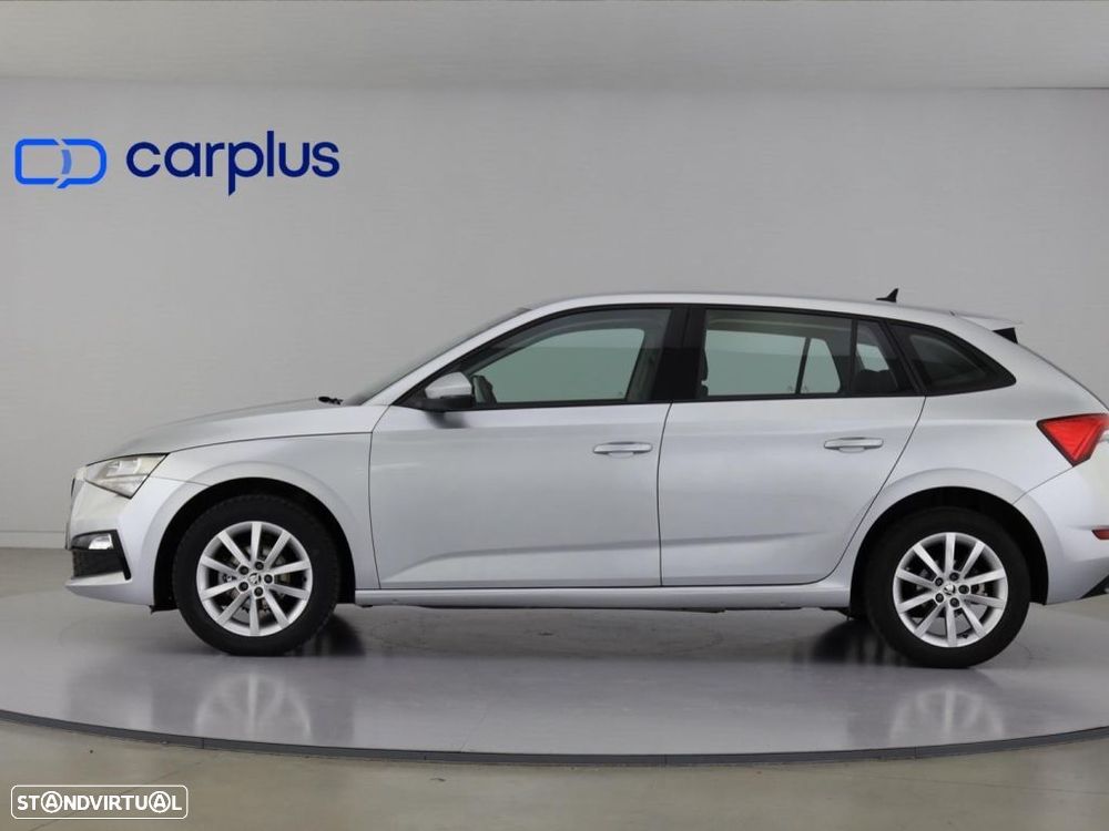 Skoda Scala 1.0 TSI Ambition — fotografia 4