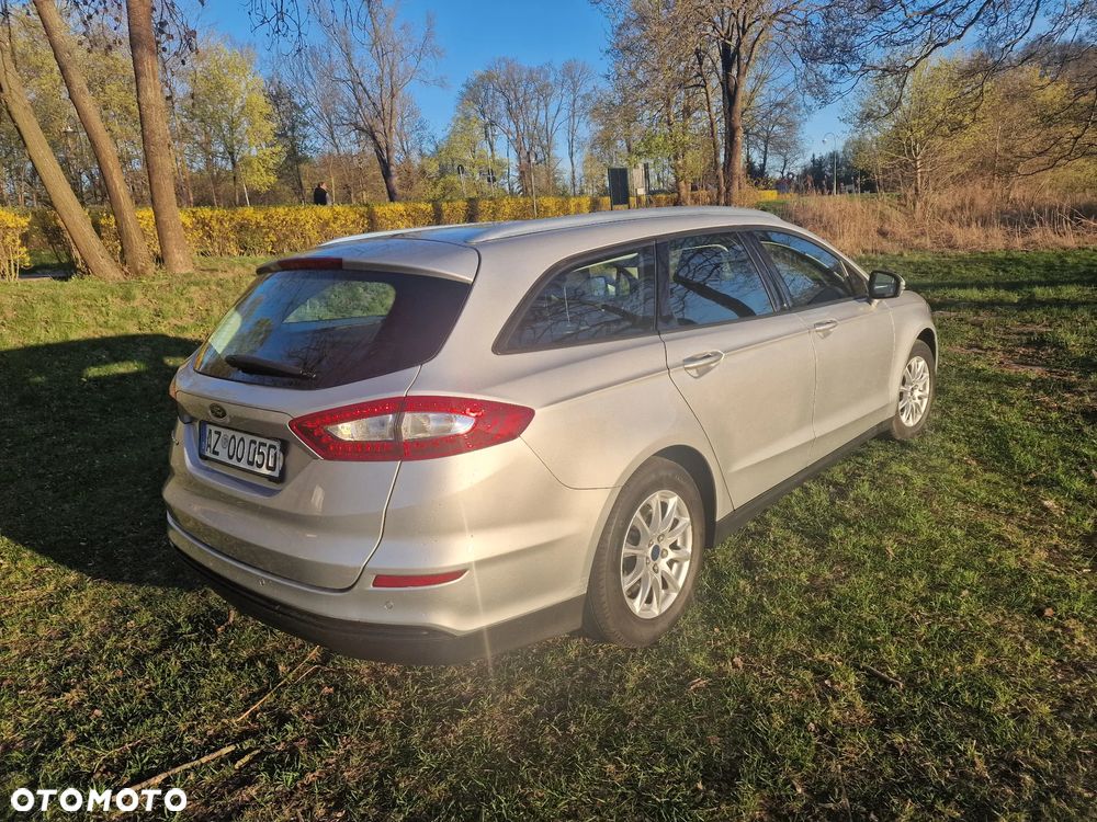 Ford Mondeo 2.0 TDCi Allrad Titanium - 35