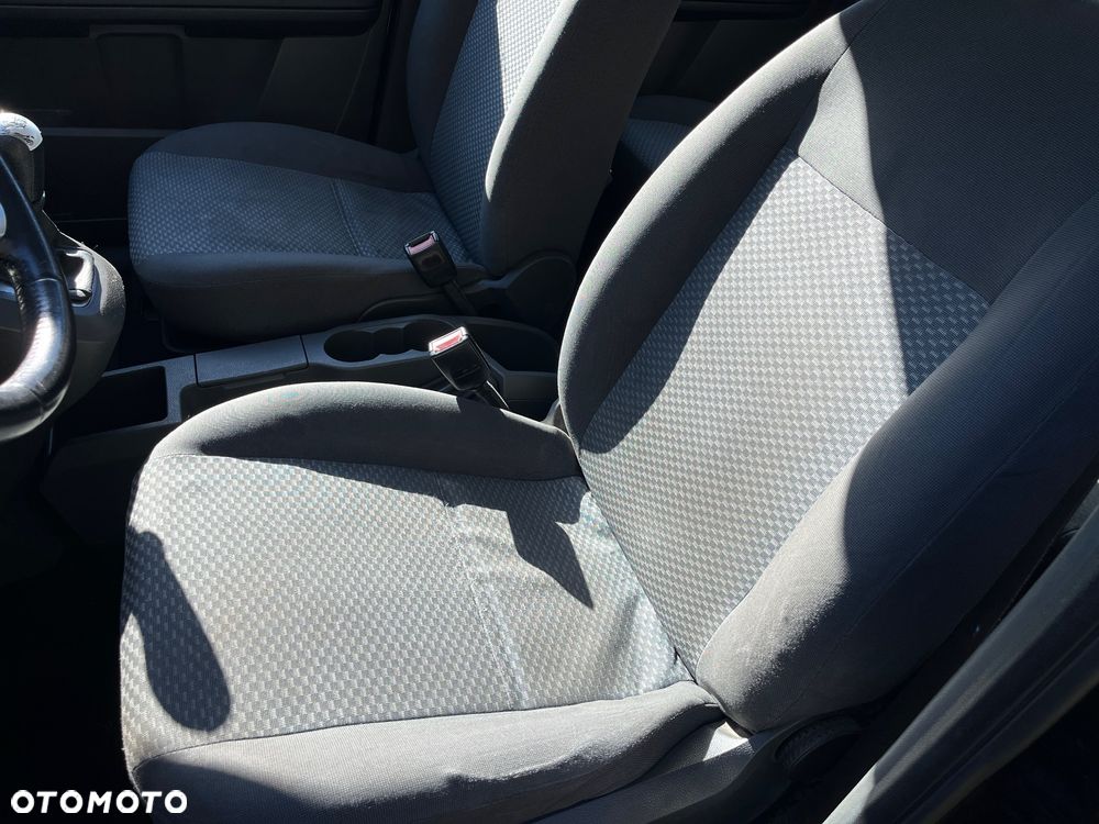 Ford Focus C-Max 1.6 TDCi Trend - 17