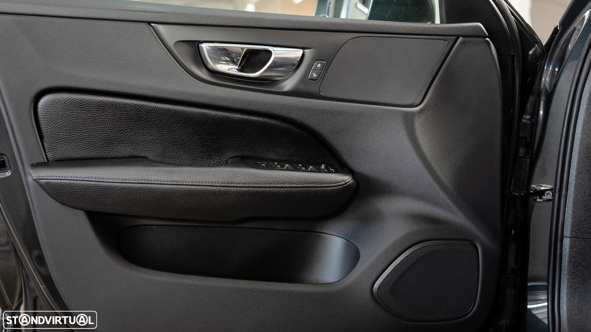 Volvo V60 2.0 D4 Inscription Geartronic - 12