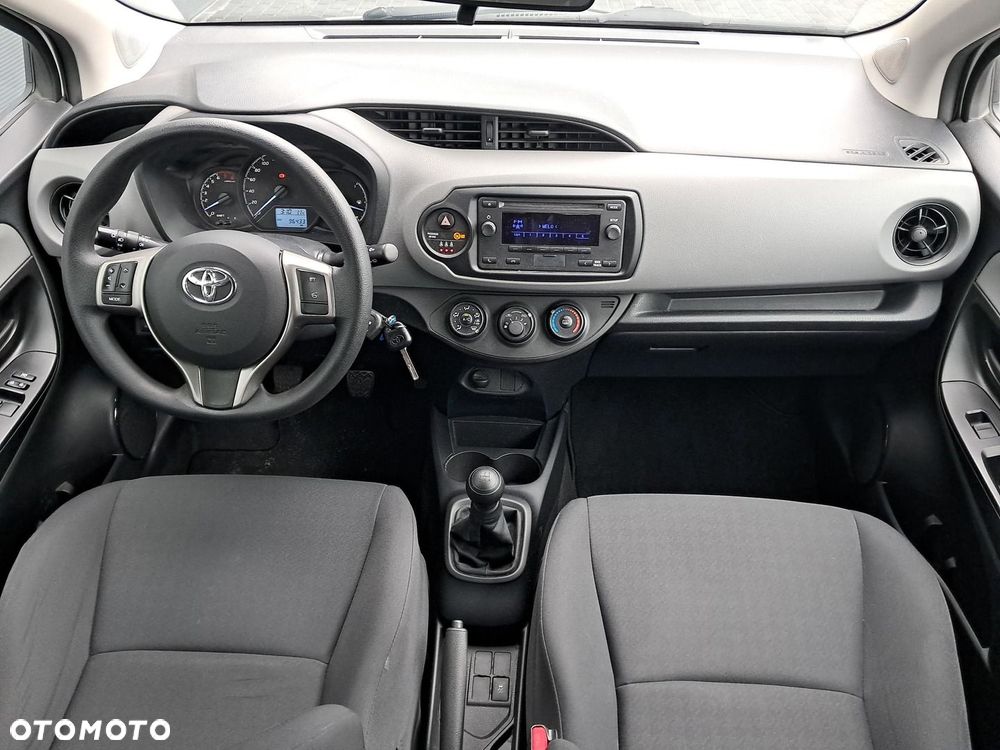 Toyota Yaris - 15