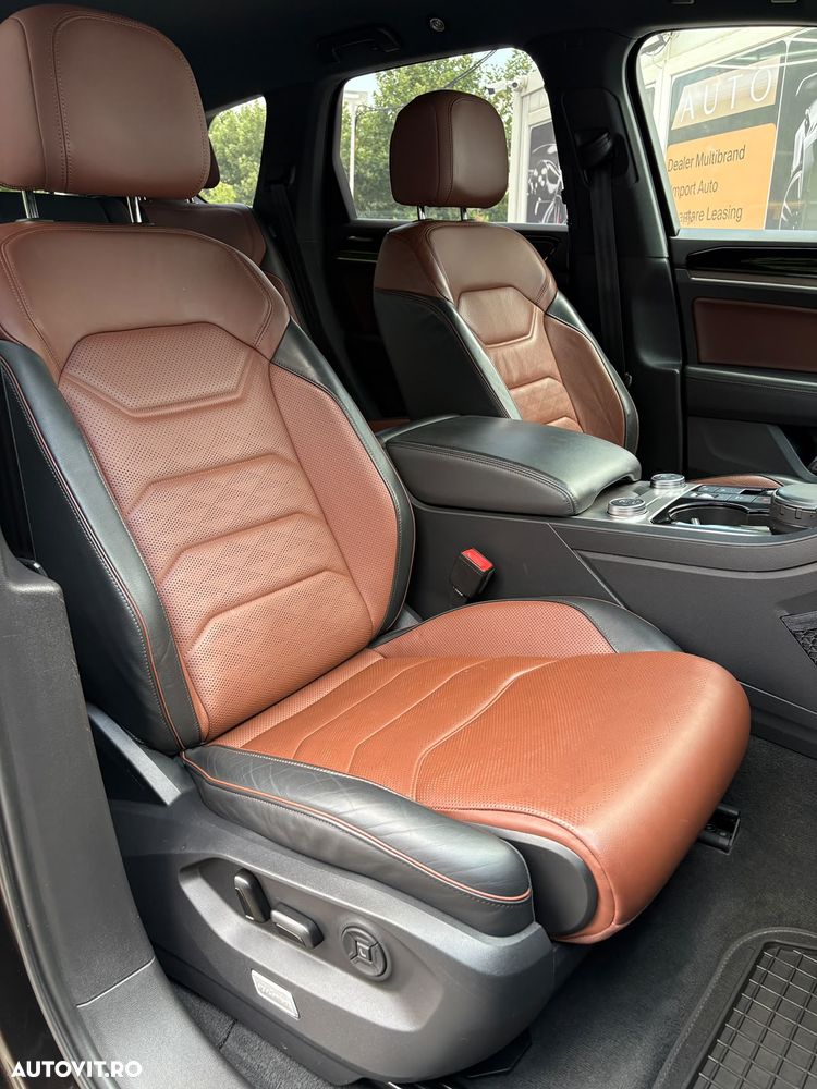 Volkswagen Touareg - 8