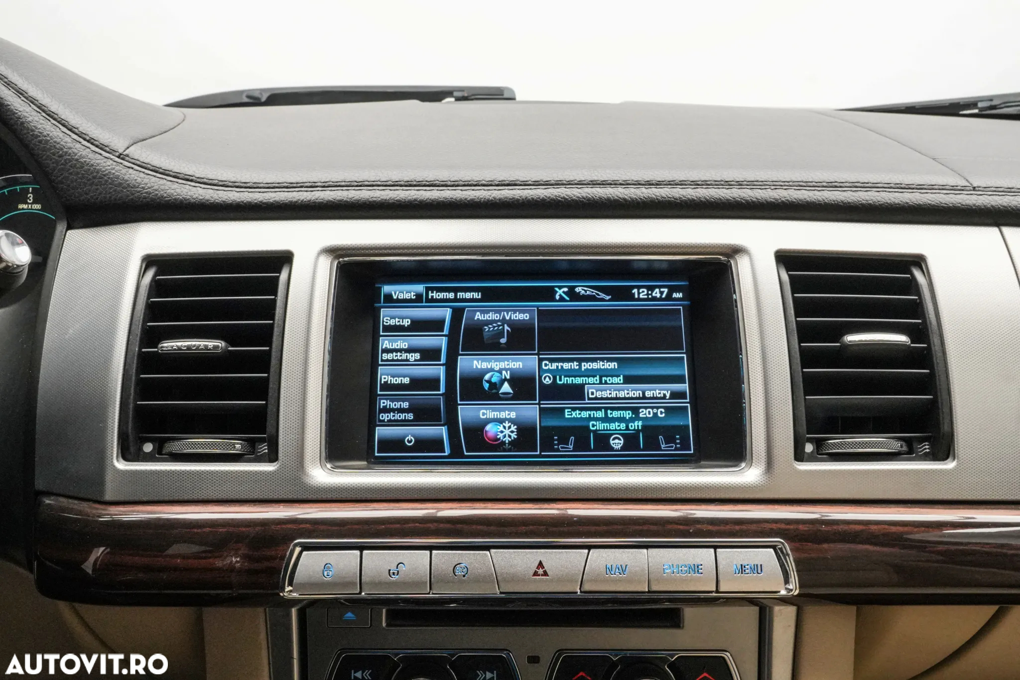 Jaguar XF 2.2D Premium Luxury - 21