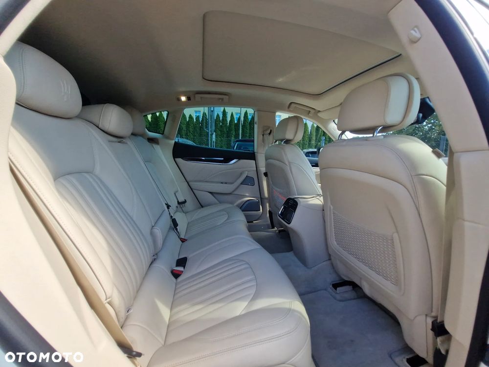Maserati Levante S Q4 GranSport - 20