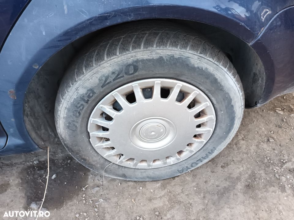 Dezmembrari  VW GOLF 4  1997  > 2006 1.6 Benzina - 8