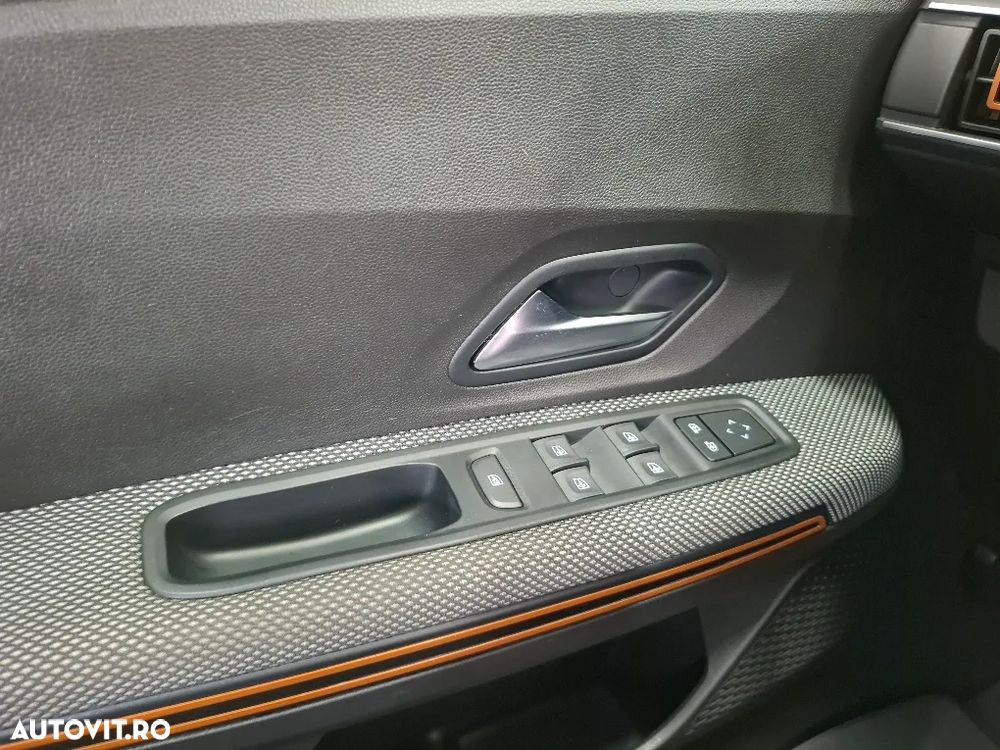Dacia Sandero Stepway TCe 90 MT6 Comfort - 18