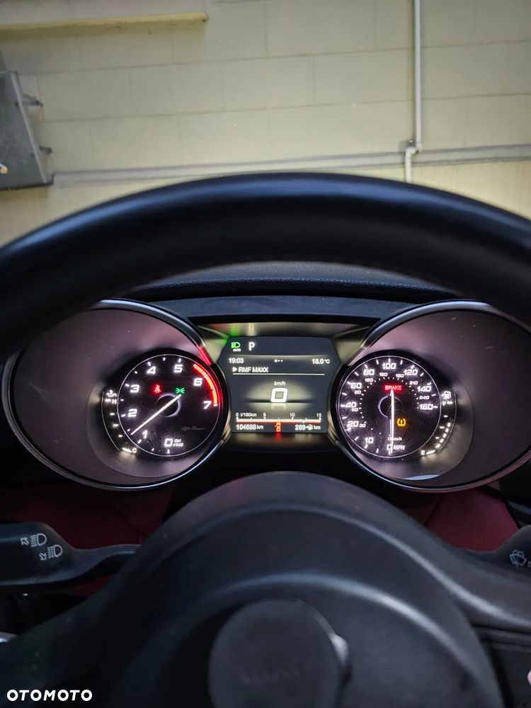 Alfa Romeo Giulia - 13
