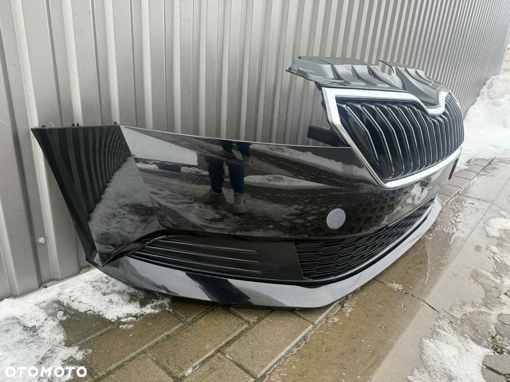 Skoda Fabia III Lift Zderzak Przód Przedni 18-21 Kolor: LF9R - 2
