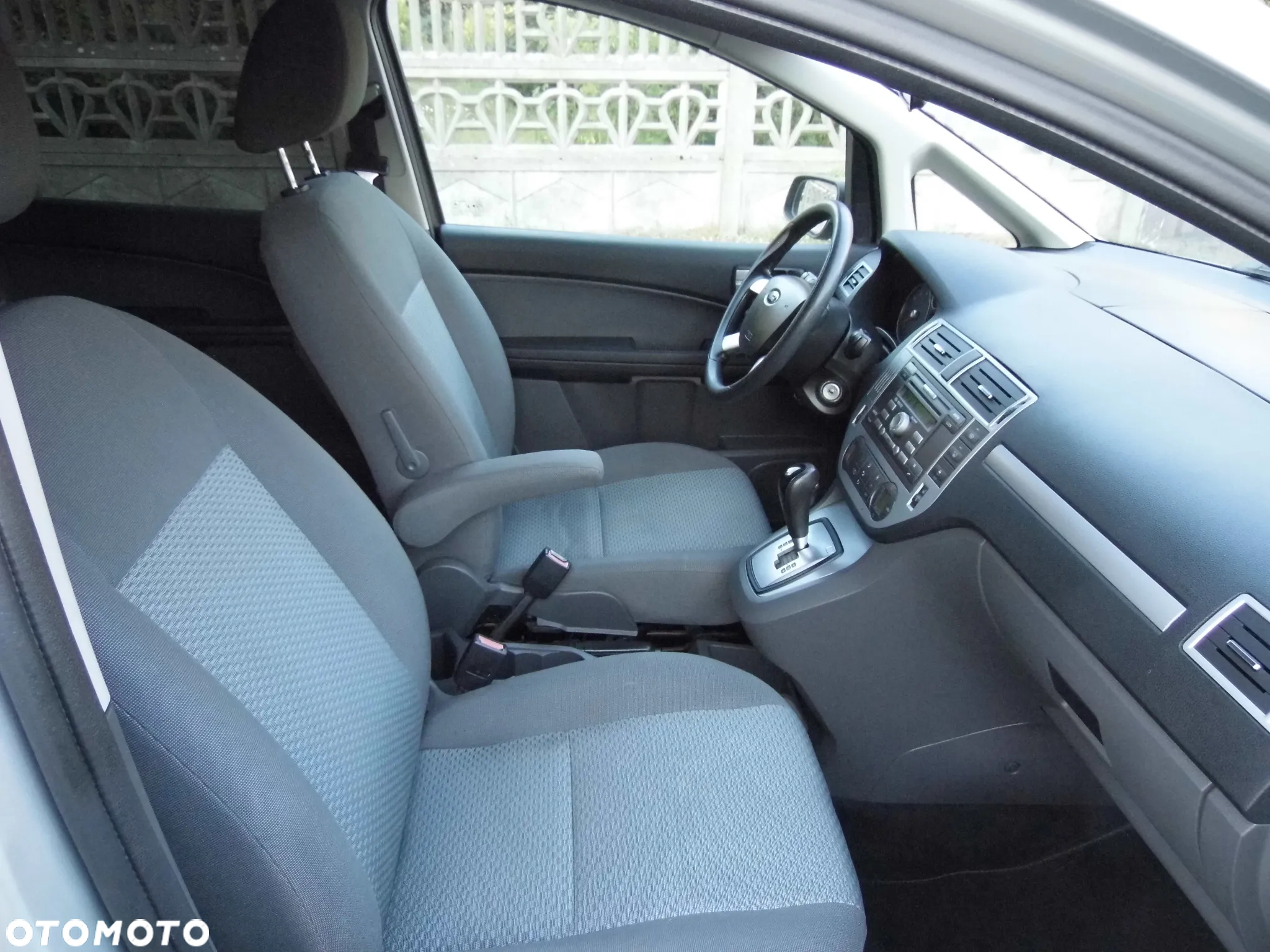 Ford Focus C-Max 1.8 Ghia CVT - 23