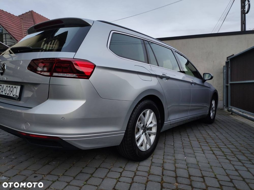 Volkswagen Passat - 6