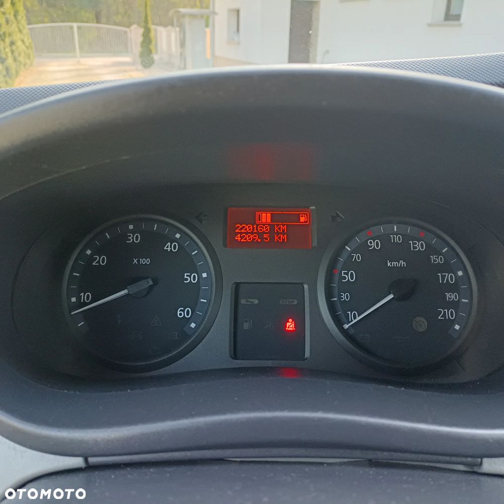 Renault Trafic II - 8