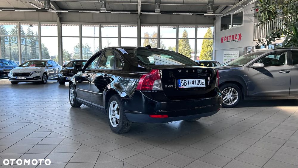 Volvo S40 1.6 Momentum - 7