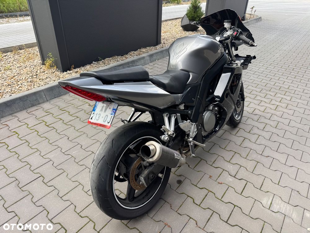 Suzuki SV - 8