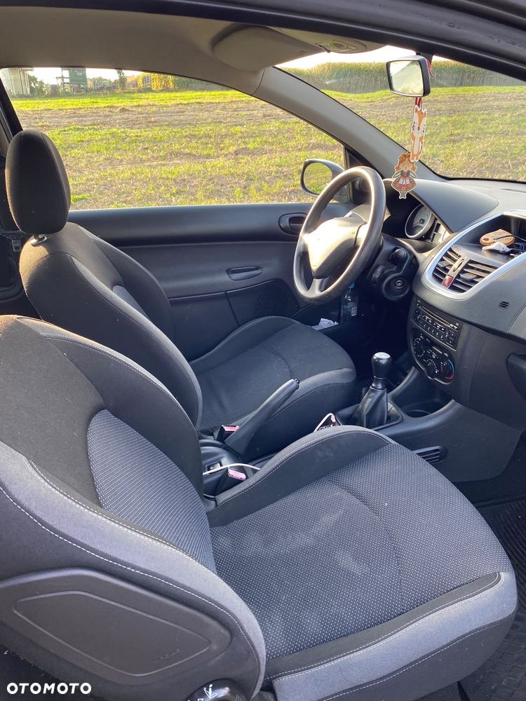 Peugeot 206 - 7