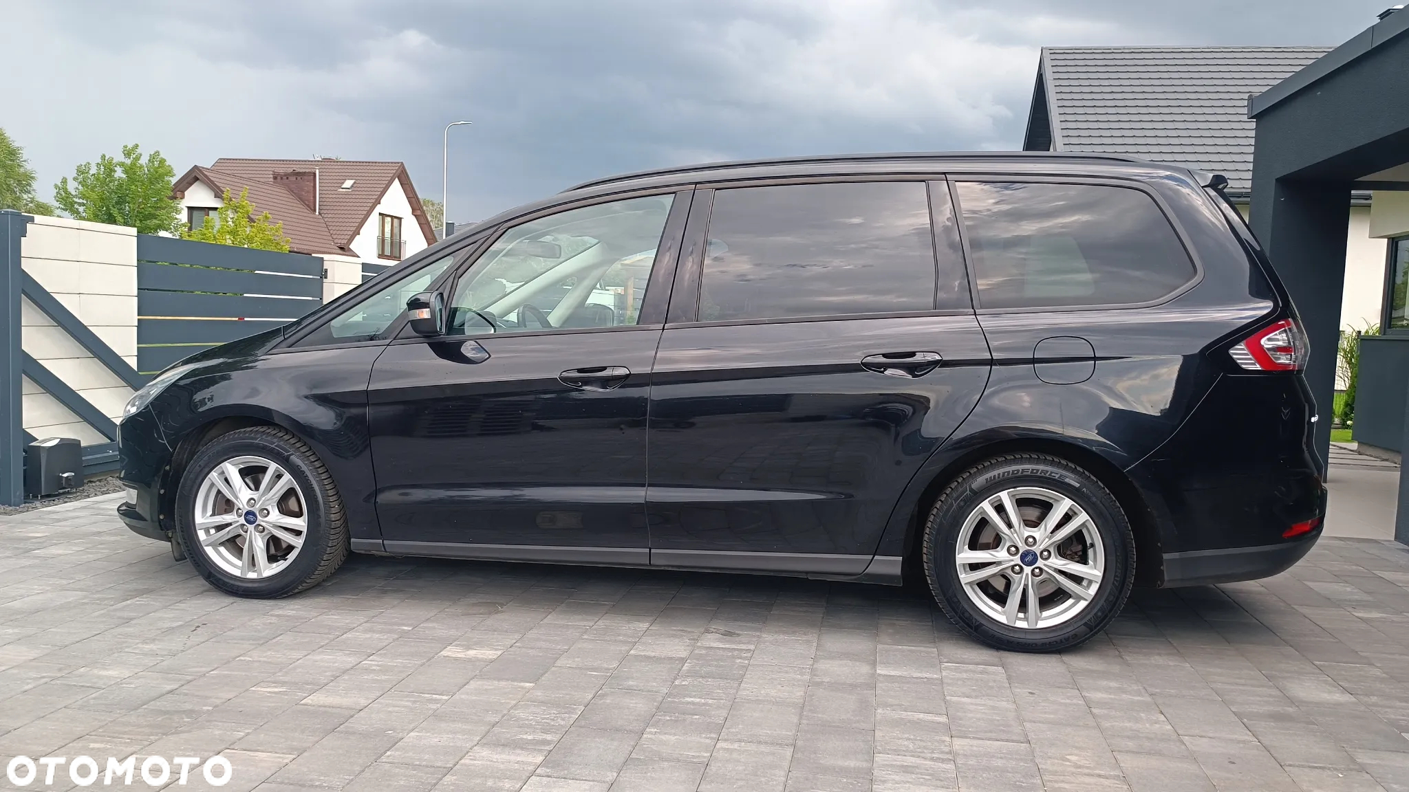 Ford Galaxy 2.0 TDCi Trend - 8