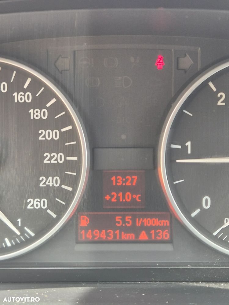 BMW Seria 3 320d - 6