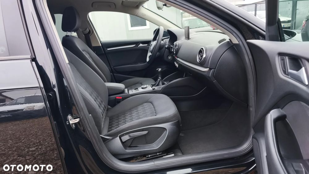 Audi A3 Sportback 1.6 TDI - 22