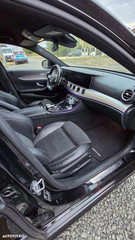 Mercedes-Benz E 220 d 4MATIC Aut. - 4