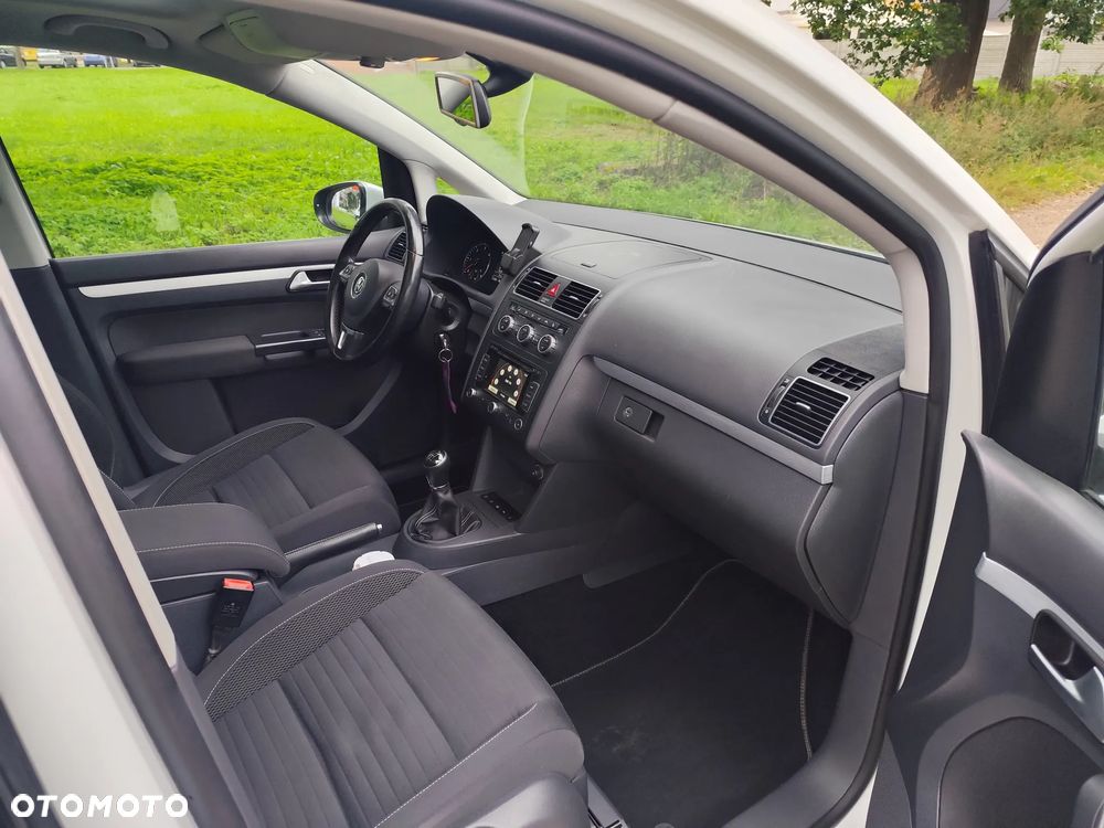 Volkswagen Touran 2.0 TDI DPF Highline Perfectline - 20