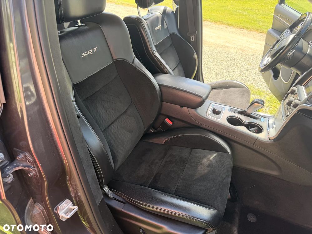 Jeep Grand Cherokee 5.7 V8 Summit - 18