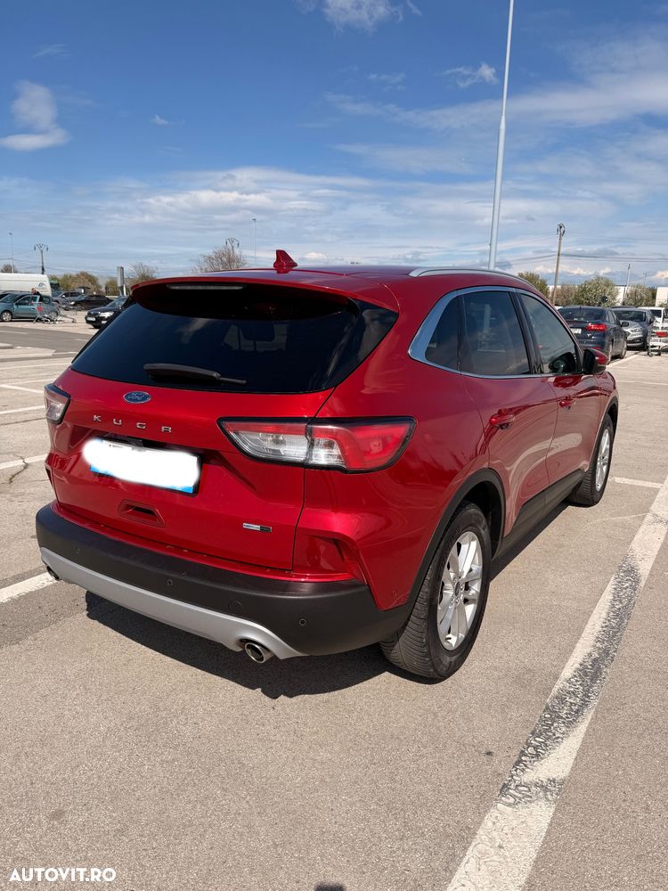 Ford Kuga 2.0 EcoBlue mHEV FWD Titanium - 4