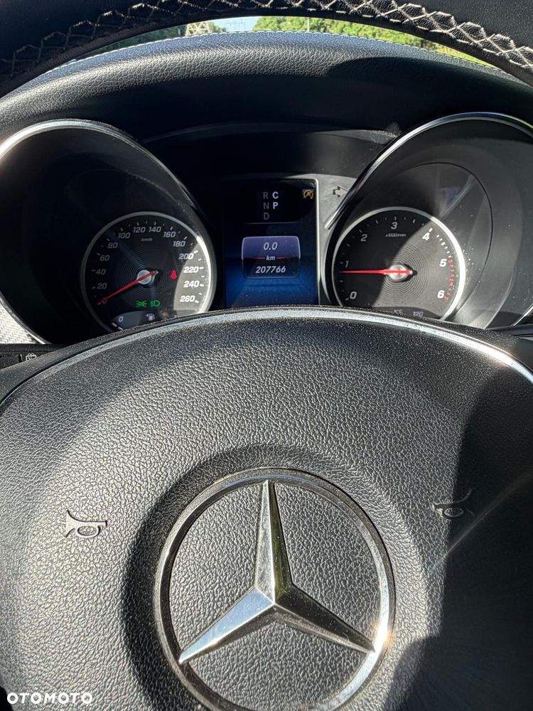Mercedes-Benz Klasa V 300 d 4-Matic Avantgarde 9G-Tronic (ekstra d³) - 7